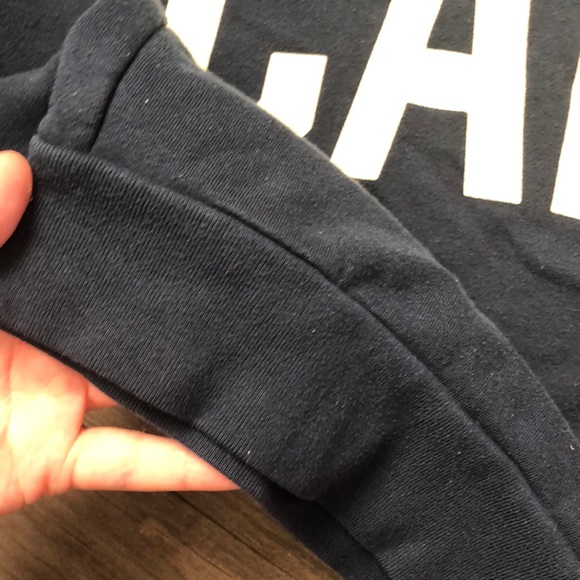 Old Navy Cali Crewneck Pullover Navy Comfy Unisex - Picture 4 of 7